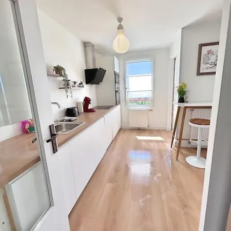 Apartment Le Naturel - Climatise - Terrasse - Parking *
