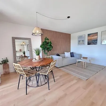 Le Naturel - Climatise - Terrasse - Parking Apartment